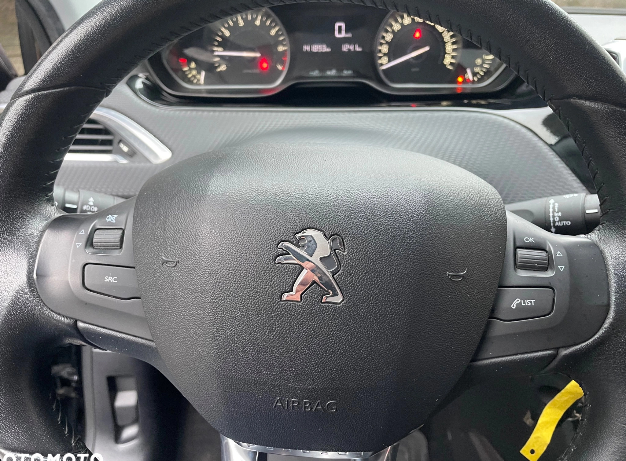 Peugeot 2008 cena 36700 przebieg: 140000, rok produkcji 2016 z Jarocin małe 172
